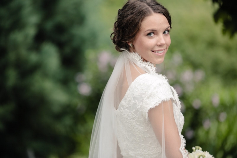 Wedding-and-Portrait-Photographer-Bridals-UT0060R0A3189-Blog(pp_w768_h511)