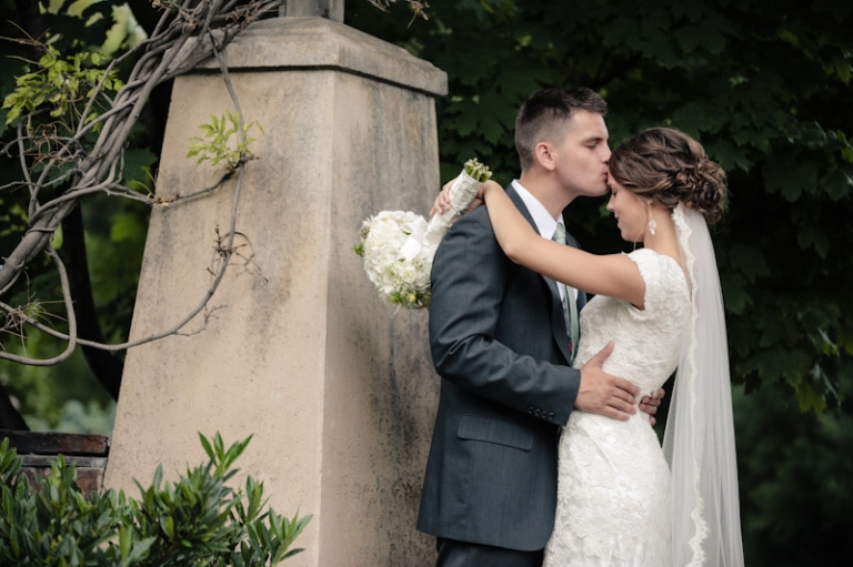 Wedding-and-Portrait-Photographer-Bridals-UT0080R0A3173-Blog(pp_w768_h511)