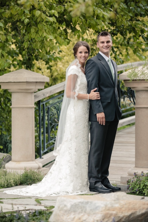 Wedding-and-Portrait-Photographer-Bridals-UT0100R0A3238-Blog(pp_w480_h720)