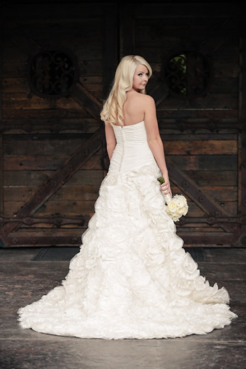 Wedding-and-Portrait-Photographer-Bridals-UT0170R0A8246-Blog(pp_w480_h720)