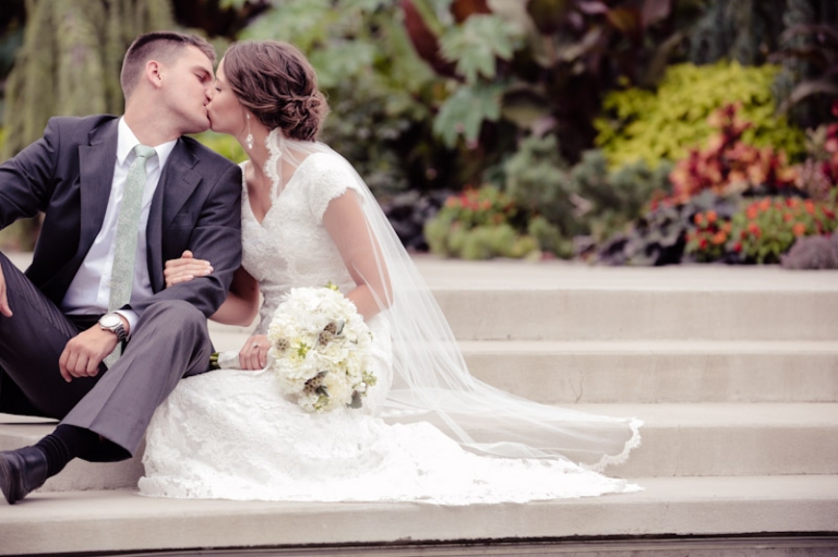 Wedding-and-Portrait-Photographer-Bridals-UT0230R0A3058-Blog(pp_w768_h511)