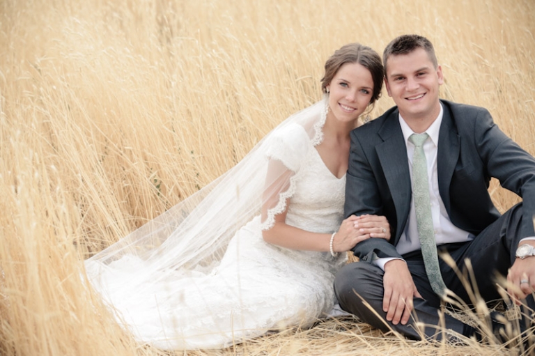 Wedding-and-Portrait-Photographer-Bridals-UT0310R0A3623-Blog(pp_w768_h511)