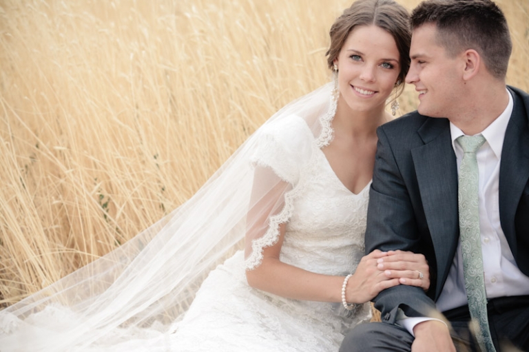 Wedding-and-Portrait-Photographer-Bridals-UT0340R0A3627-Blog(pp_w768_h511)