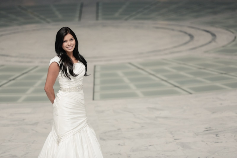 Wedding-and-Portrait-Photographer-Bridals0020R0A0016-Blog(pp_w768_h511)