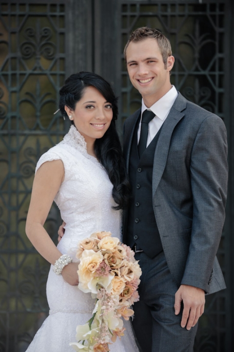Wedding-and-Portrait-Photographer-Bridals0020R0A2031-Blog(pp_w480_h720)