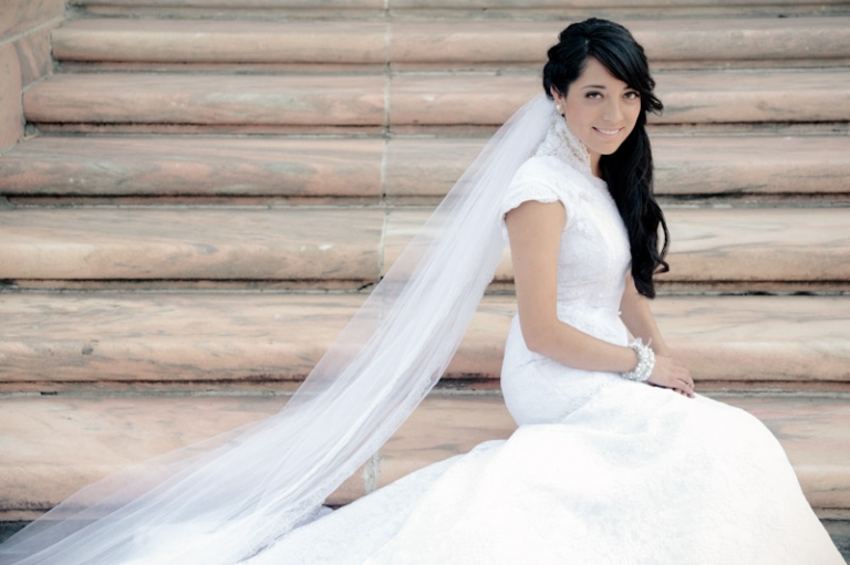 Wedding-and-Portrait-Photographer-Bridals0030R0A2123-Blog(pp_w768_h511)