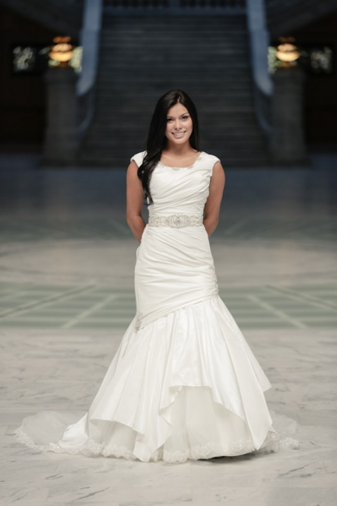 Wedding-and-Portrait-Photographer-Bridals0030R0A9970-Blog(pp_w480_h720)