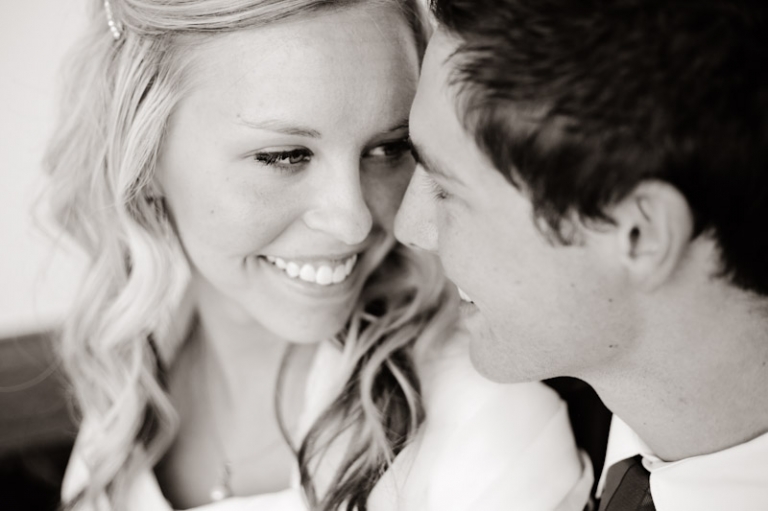 Wedding-and-Portrait-Photographer-Bridals0150R0A0324-Blog(pp_w768_h511)