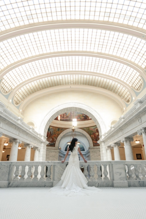Wedding-and-Portrait-Photographer-Bridals0220R0A0042-Blog(pp_w480_h720)