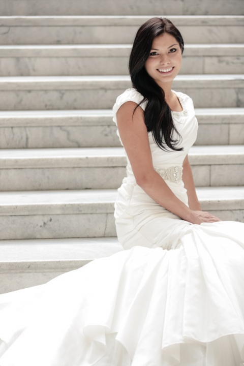 Wedding-and-Portrait-Photographer-Bridals0240R0A9875-Blog(pp_w480_h720)