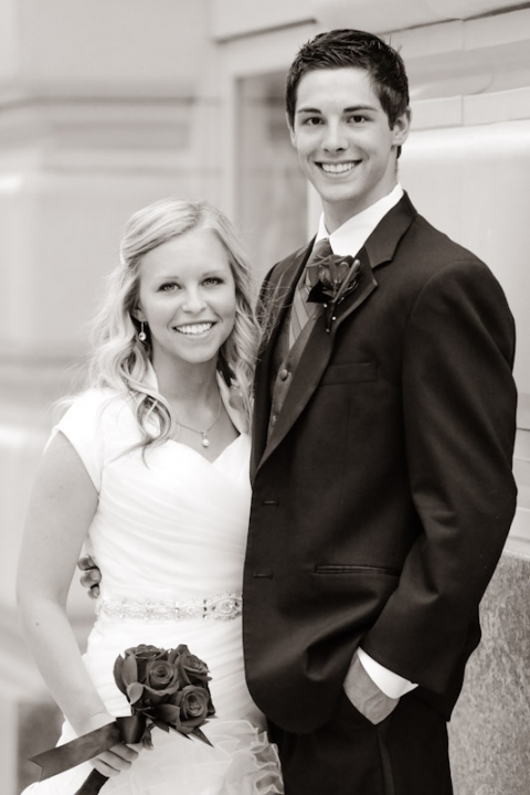 Wedding-and-Portrait-Photographer-Bridals0250R0A0858-Blog(pp_w480_h720)