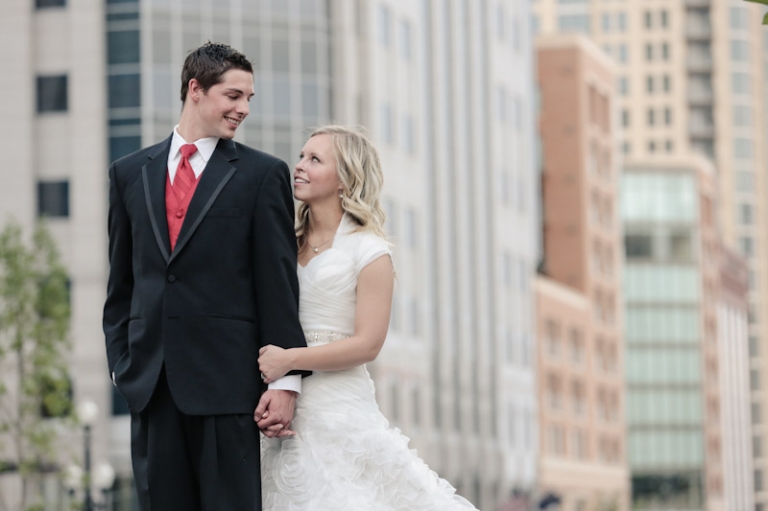 Wedding-and-Portrait-Photographer-Bridals0330R0A1067-Blog(pp_w768_h511)