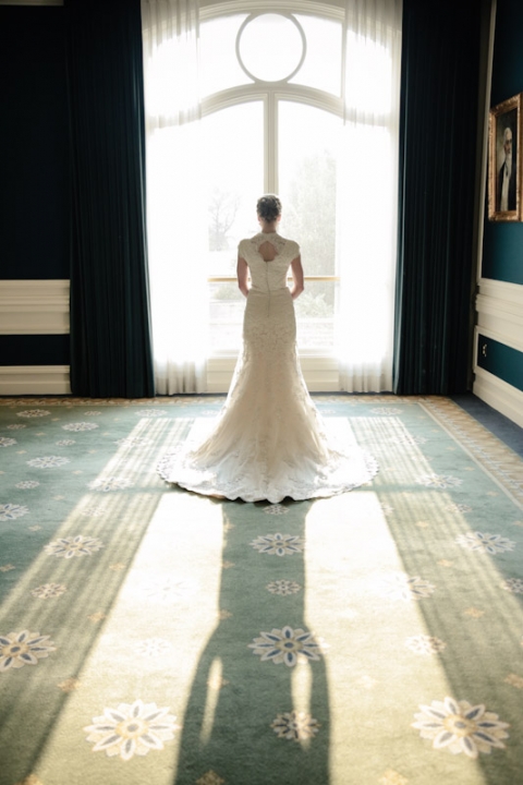 Wedding-and-Portrait-Photographer-Elegant-Bridals-UT0040R0A2595-Blog(pp_w480_h720)