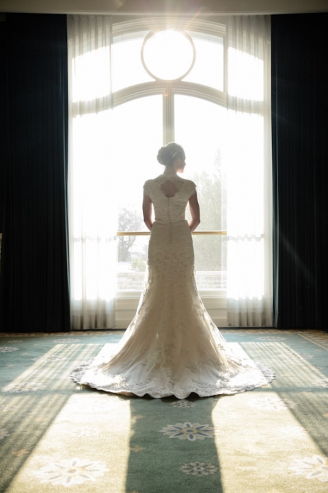 Wedding-and-Portrait-Photographer-Elegant-Bridals-UT0090R0A2609-Blog(pp_w480_h720)