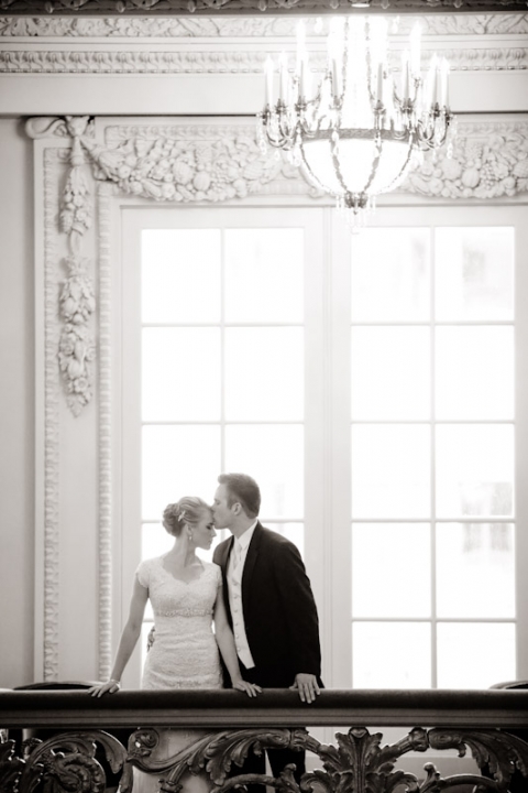 Wedding-and-Portrait-Photographer-Elegant-Bridals-UT0140R0A2767-Blog(pp_w480_h720)