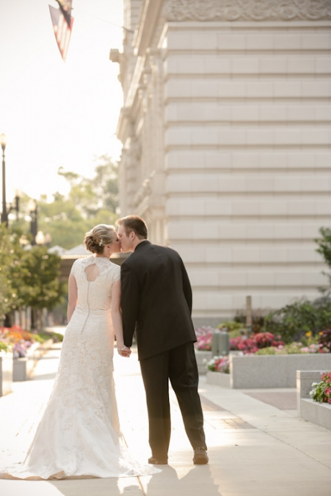 Wedding-and-Portrait-Photographer-Elegant-Bridals-UT0180R0A2570-Blog(pp_w480_h720)