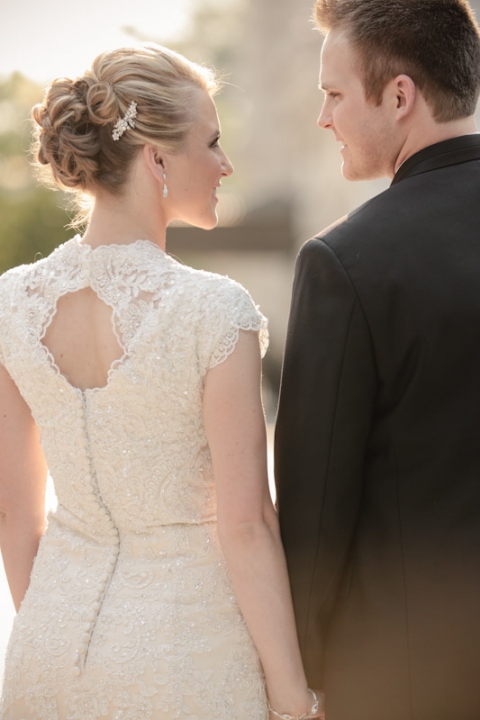Wedding-and-Portrait-Photographer-Elegant-Bridals-UT0190R0A2577-Blog(pp_w480_h720)