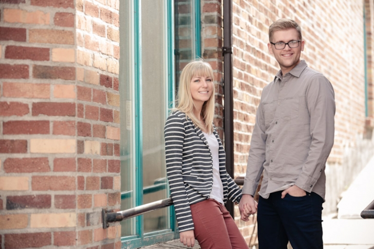Wedding-and-Portrait-Photographer-Engagements-UT0040R0A1192-Blog(pp_w768_h511)