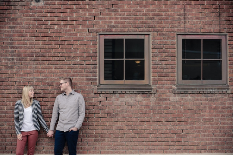 Wedding-and-Portrait-Photographer-Engagements-UT0100R0A1350-Blog(pp_w768_h511)