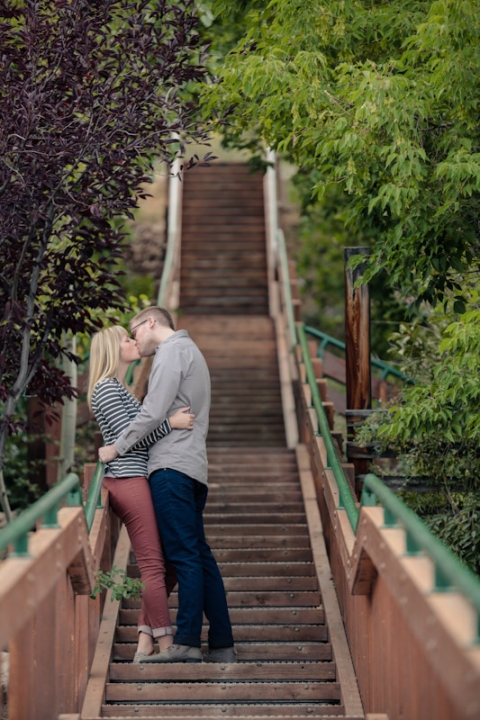 Wedding-and-Portrait-Photographer-Engagements-UT0110R0A0998-Blog(pp_w480_h720)
