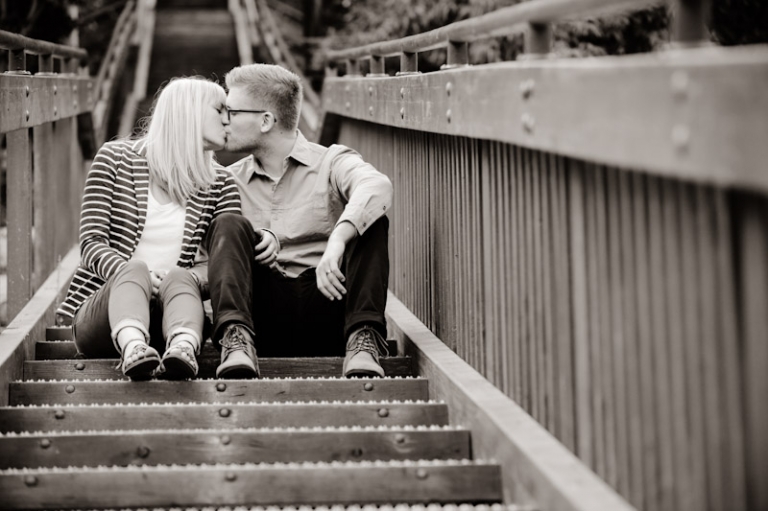 Wedding-and-Portrait-Photographer-Engagements-UT0140R0A1059-Blog(pp_w768_h511)