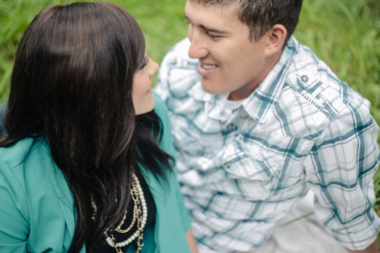 Wedding-and-Portrait-Photographer-Engagements-UT0160R0A0366-Blog(pp_w768_h511)