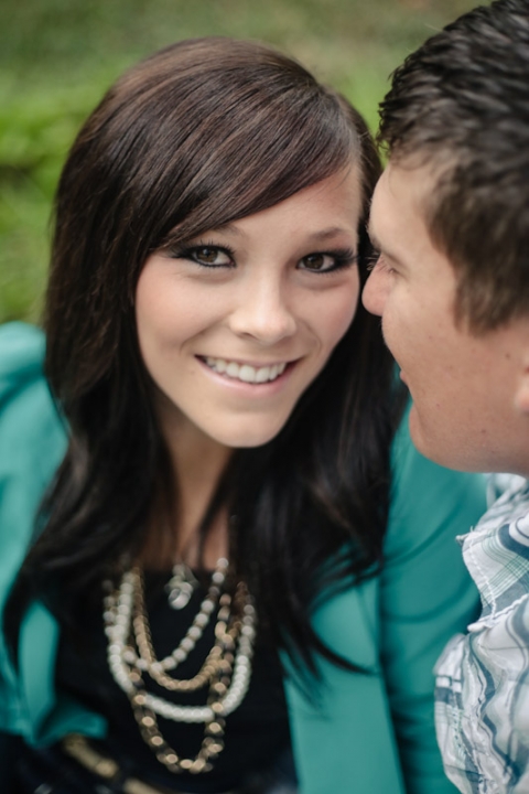 Wedding-and-Portrait-Photographer-Engagements-UT0180R0A0374-Blog(pp_w480_h720)
