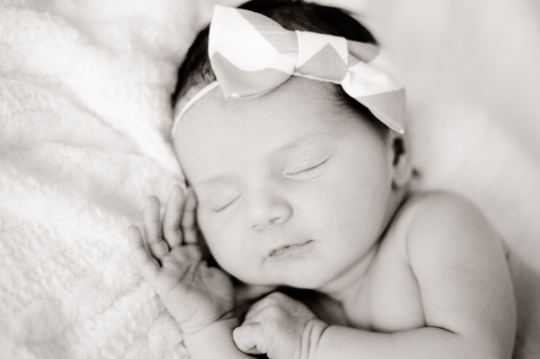 Wedding-and-Portrait-Photographer-Newborn-photos0190R0A6675-Blog(pp_w768_h511)