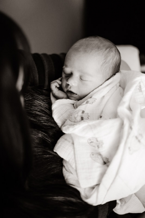 Wedding-and-Portrait-Photographer-Newborns0120R0A4699-Blog(pp_w480_h720)