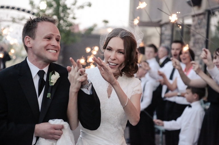 Wedding-and-Portrait-Photographer-Noahs-Wedding-Reception0650R0A9104-Blog(pp_w768_h511)