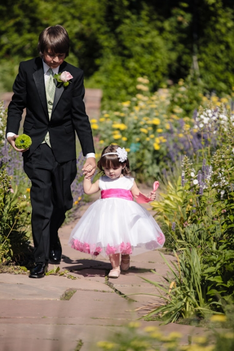 Wedding-and-Portrait-Photographer-Red-Butte-Garden-Wedding-Photographer007IMG_3326-Blog(pp_w480_h720)