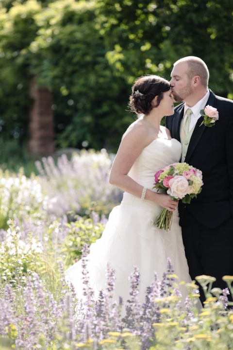 Wedding-and-Portrait-Photographer-Red-Butte-Garden-Wedding-Photographer019IMG_3687-Blog(pp_w480_h720)