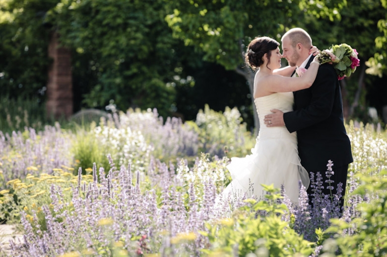 Wedding-and-Portrait-Photographer-Red-Butte-Garden-Wedding-Photographer022IMG_3721-Blog(pp_w768_h511)