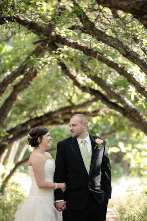 Wedding-and-Portrait-Photographer-Red-Butte-Garden-Wedding-Photographer025IMG_3783-Blog(pp_w480_h720)