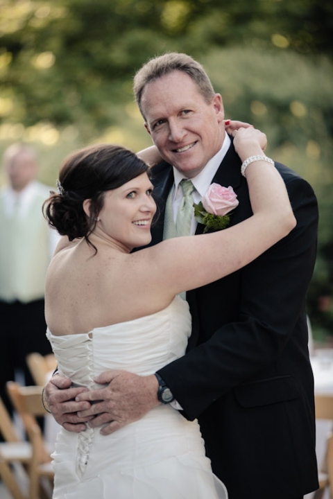 Wedding-and-Portrait-Photographer-Red-Butte-Garden-Wedding-Photographer061IMG_4402-Blog(pp_w480_h720)