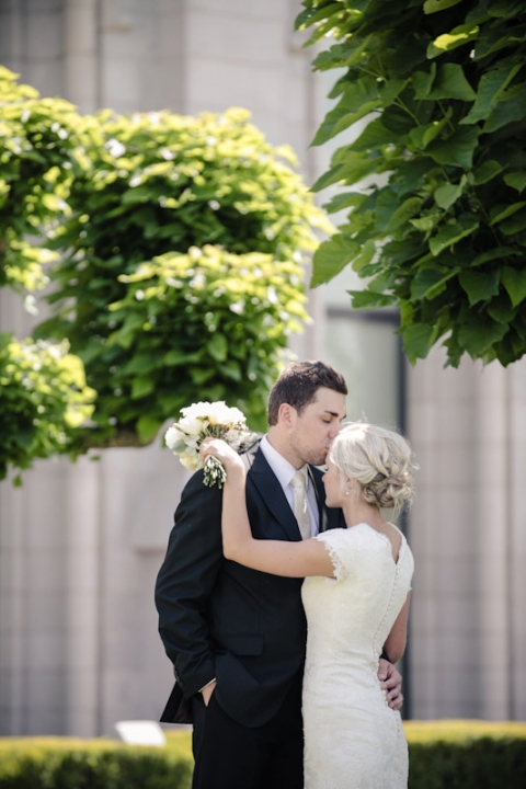 Wedding-and-Portrait-Photographer-SLC-Temple-Wedding-photographer-UT023IMG_7478-Blog(pp_w480_h720)