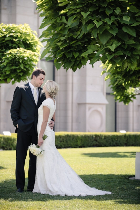 Wedding-and-Portrait-Photographer-SLC-Temple-Wedding-photographer-UT024IMG_7469-Blog(pp_w480_h720)