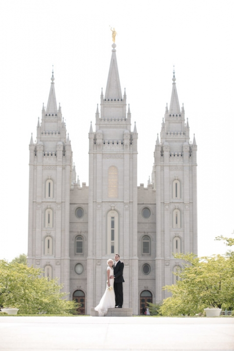 Wedding-and-Portrait-Photographer-SLC-Temple-Wedding-photographer-UT027IMG_7560-Blog(pp_w480_h720)