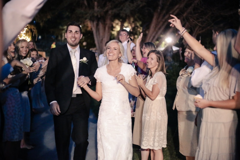 Wedding-and-Portrait-Photographer-SLC-Temple-Wedding-photographer-UT0580R0A8569-Blog(pp_w768_h511)