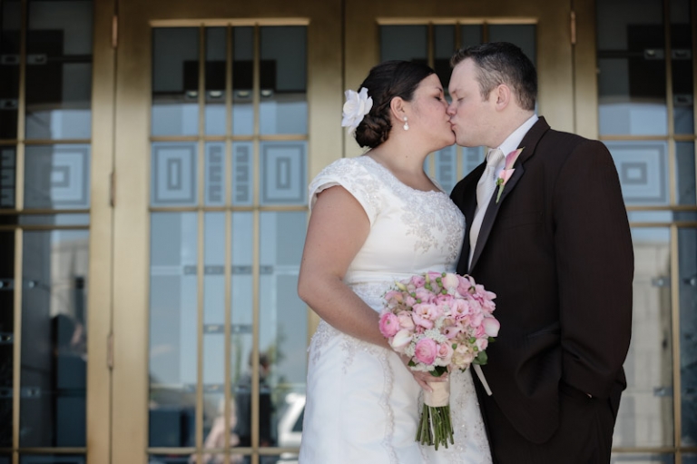 Wedding-and-Portrait-Photographer-Stone-Gate-Center-Reception-UT0100R0A6975-Blog(pp_w768_h511)