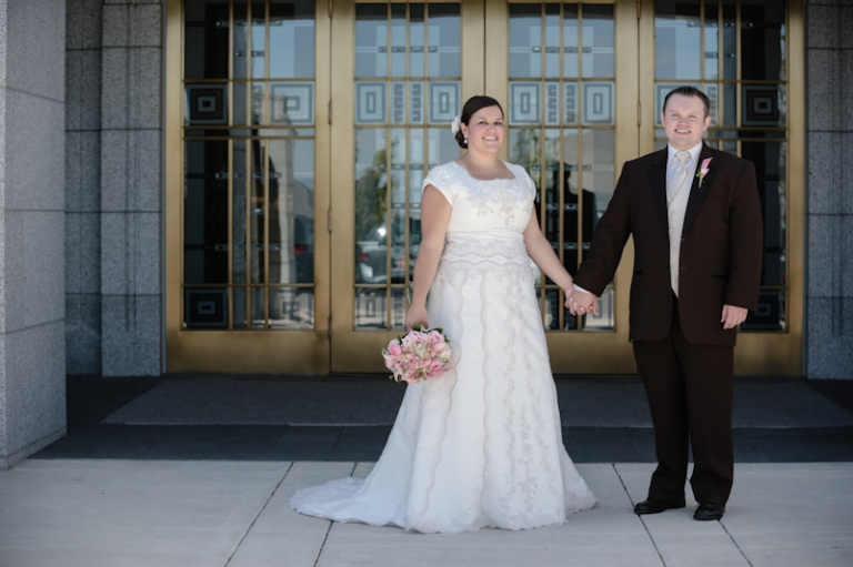 Wedding-and-Portrait-Photographer-Stone-Gate-Center-Reception-UT0110R0A6985-Blog(pp_w768_h511)