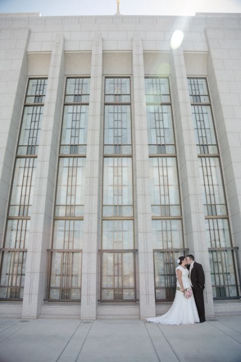 Wedding-and-Portrait-Photographer-Stone-Gate-Center-Reception-UT0170R0A7022-Blog(pp_w480_h720)
