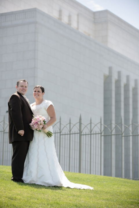 Wedding-and-Portrait-Photographer-Stone-Gate-Center-Reception-UT0230R0A7125-Blog(pp_w480_h720)