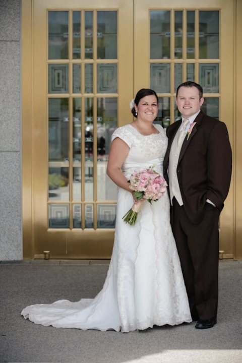 Wedding-and-Portrait-Photographer-Stone-Gate-Center-Reception-UT0270R0A7248-Blog(pp_w480_h720)