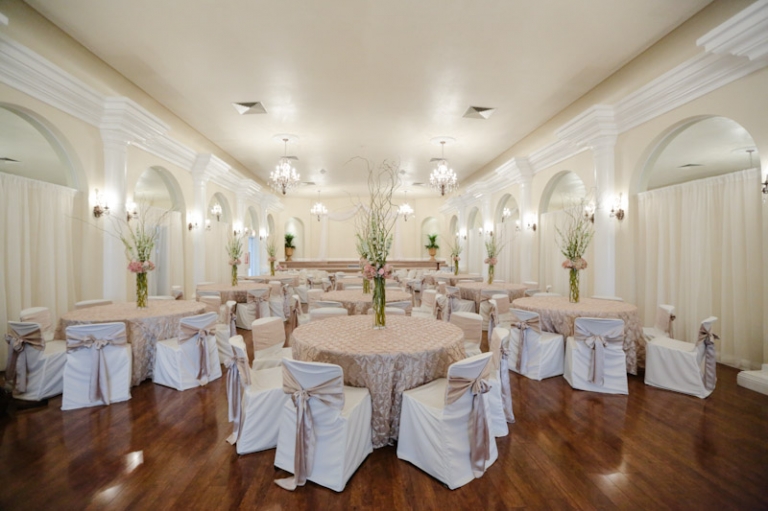 Wedding-and-Portrait-Photographer-Stone-Gate-Center-Reception-UT0300R0A7332-Blog(pp_w768_h511)