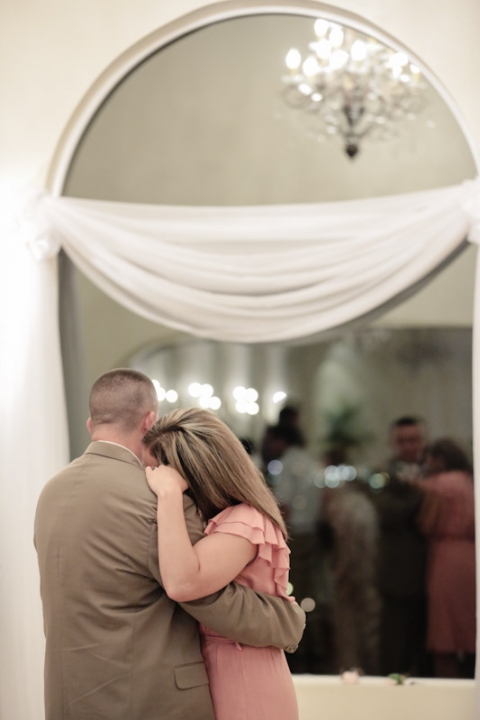 Wedding-and-Portrait-Photographer-Stone-Gate-Center-Reception-UT0460R0A8120-Blog(pp_w480_h720)