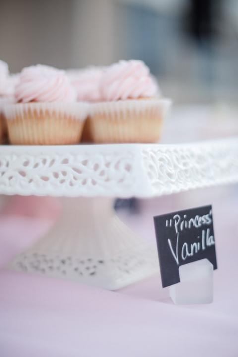Wedding-and-Portrait-Photographer-Summer-Wedding0390R0A1643-Blog(pp_w480_h720)