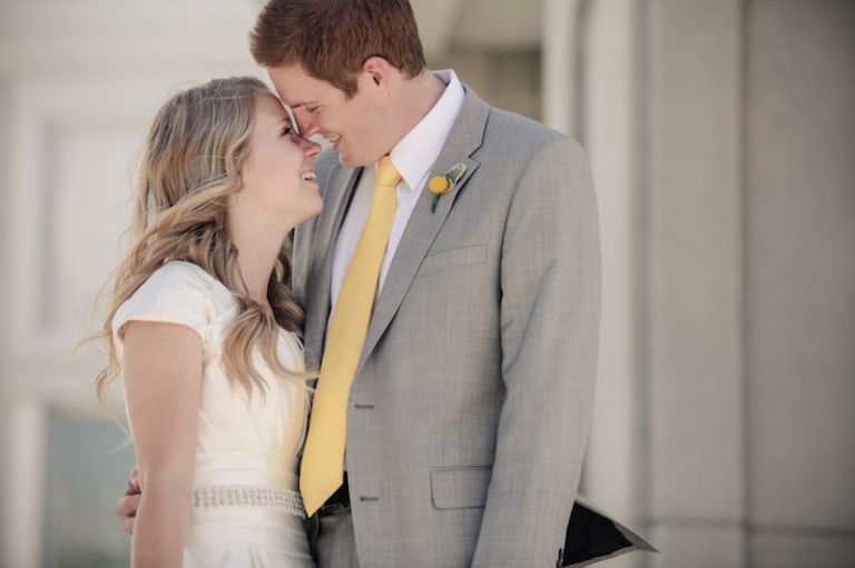 Wedding-and-Portrait-Photographer-Timpanogos-Temple-Wedding015IMG_1500-Blog(pp_w768_h511)