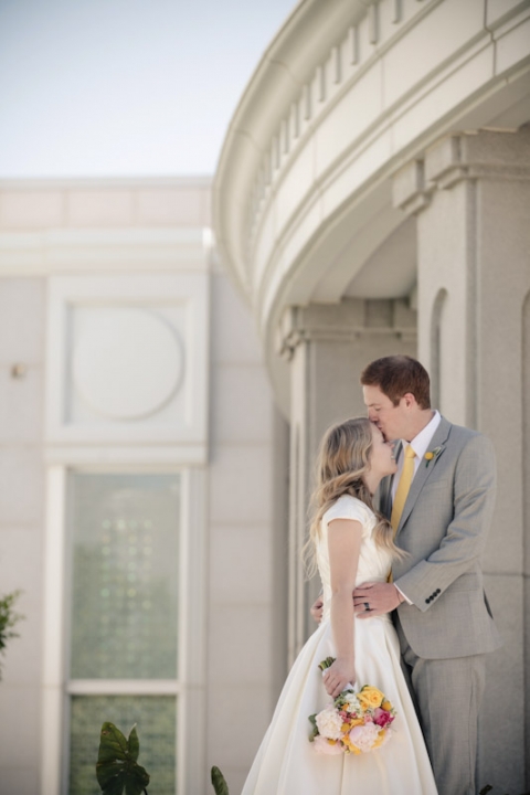 Wedding-and-Portrait-Photographer-Timpanogos-Temple-Wedding017IMG_1491-Blog(pp_w480_h720)