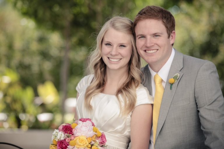 Wedding-and-Portrait-Photographer-Timpanogos-Temple-Wedding020IMG_1330-Blog(pp_w768_h511)